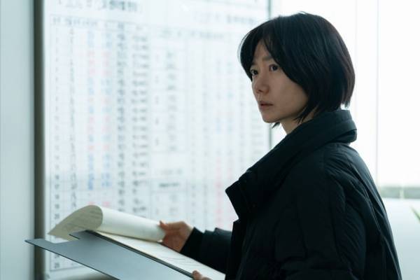 ペ・ドゥナ演じる刑事が真相に迫る『あしたの少女』本予告