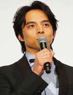 満島真之介、「ハヤブサ消防団」撮影中に審判のマネ!?「リピしちゃう」「ずっと見てられる」