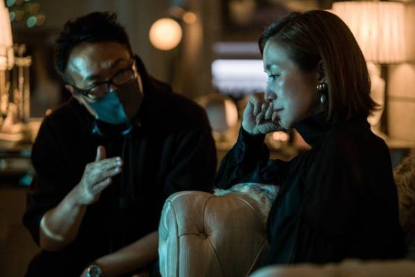 永野芽郁＆鈴木京香ら「御手洗家、炎上する」メイキング初公開