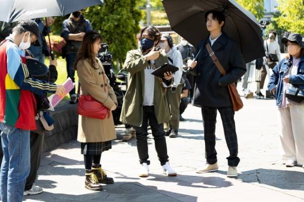 永野芽郁＆鈴木京香ら「御手洗家、炎上する」メイキング初公開