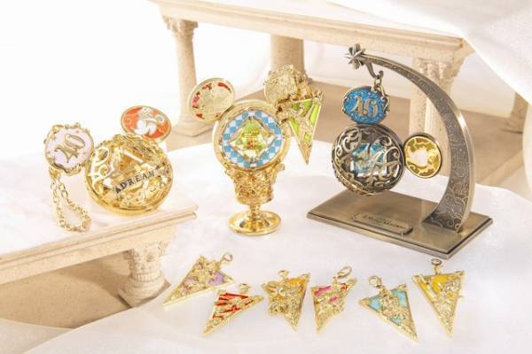 【ディズニー】好きなパーツを組み合わせて自分の思い出を形にできるグッズ、「モーメンツゴーラウンド」8月17日発売