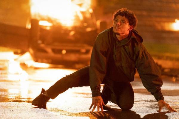 監督＆キャストが見どころをナビゲート『トランスフォーマー／ビースト覚醒』特別映像