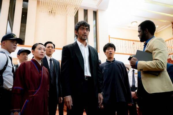 ”ヴィヴァン”の意味判明に「本当の意味がわかっても謎だらけ」「違う意味も隠れていそう」の声上がる…「VIVANT」2話