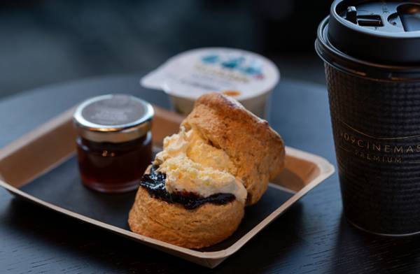 109シネマズ プレミアム新宿、“五感で味わう最上級のスイーツ”提供　7月28日から