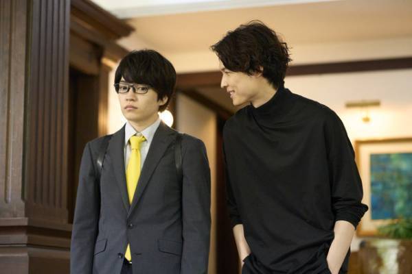 松村北斗×西畑大吾、前代未聞の難事件に挑む「ノッキンオン・ロックドドア」初回拡大で本日放送スタート