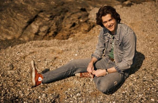 『ウェルカム トゥ ダリ』演劇学校の卒業公演で発掘、“フレッシュな俳優”クリストファー・ブライニーに注目