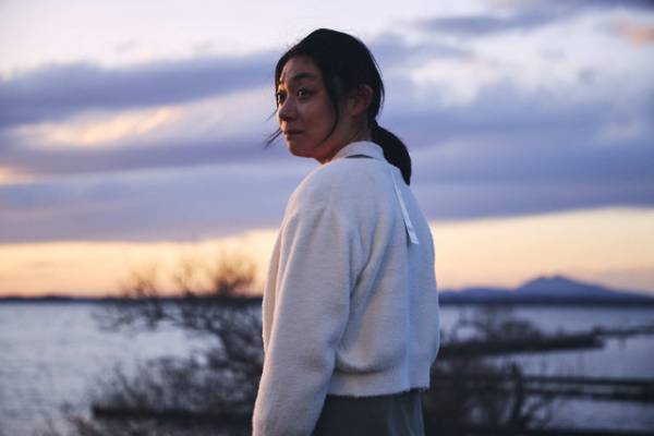 三浦透子、宮藤官九郎作品に初出演「季節のない街」繊細な表情や佇まいの演技に注目