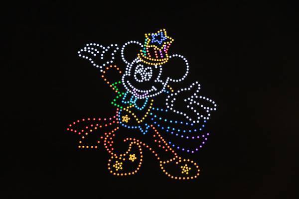 【ディズニー】TDR40周年スペシャルドローンショー、北海道小樽市「おたる潮まつり」で実施　次回開催は宮城・石巻川開き祭り