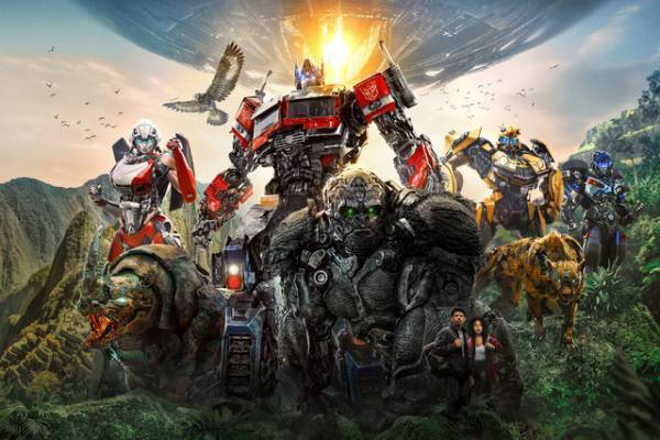 中島健人＆仲里依紗「夢が叶った！」「大好きなんです」等身大トランスフォーマーと対面に歓喜