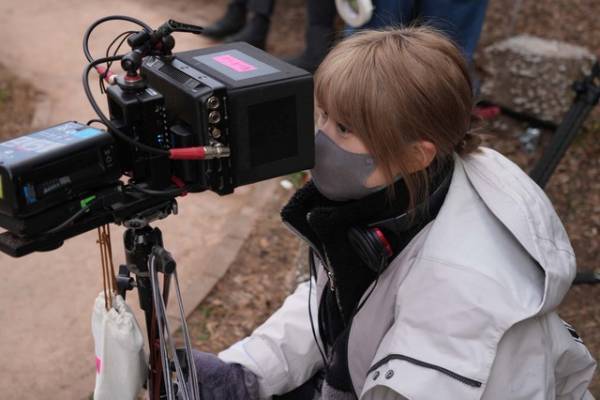 「美しい彼」で大注目の監督・酒井麻衣が紡ぐ最新ラブストーリー『夜きみ』撮影秘話到着「ときめけるものにしたい」