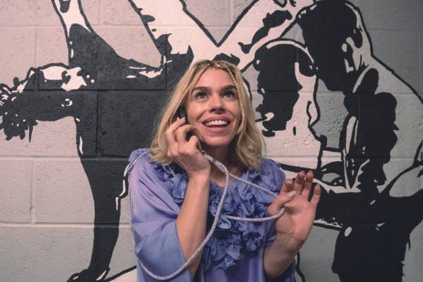 人生一変俳優がダンス・リアリティで再起を賭ける「超サイテーなスージーの日常」S2配信