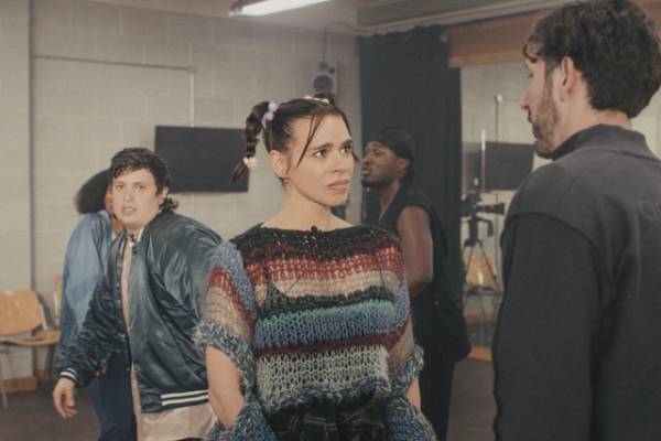 人生一変俳優がダンス・リアリティで再起を賭ける「超サイテーなスージーの日常」S2配信