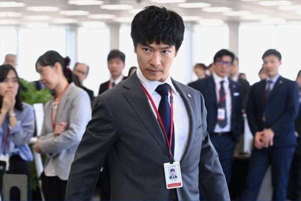 「VIVANT」5話 主要キャスト・役所広司の役どころ判明に「すごい展開」「全て繋がった」興奮の声上がる