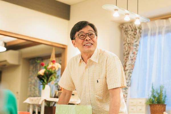 光石研、赤楚衛二“向井くん”の父親役に「こっち向いてよ向井くん」