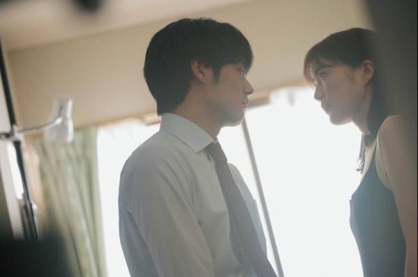 「なんで10年前に別れたんだと思う？」10年前の真相に「切なくなった」「つらい」の声上がる…「こっち向いてよ向井くん」7話