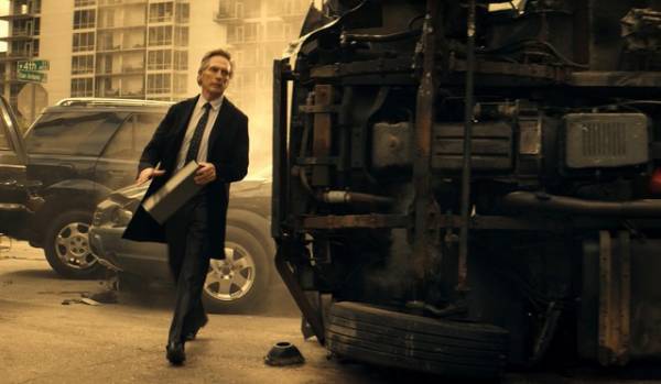 “刑事”ベン・アフレックが謎の男を追い＜世界＞に踏み込む『ドミノ』場面写真