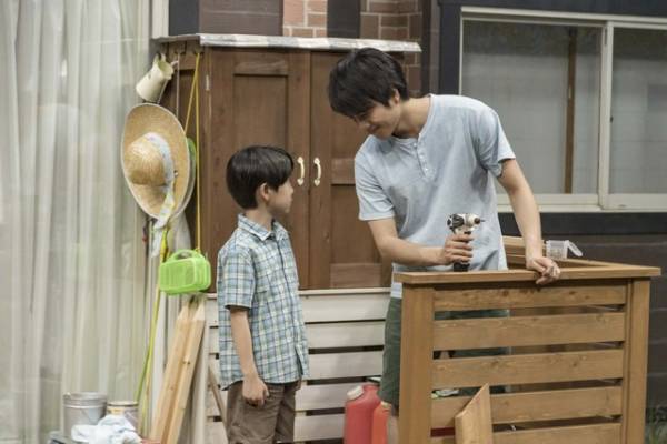 重岡大毅「自然と父子の関係が築けました」『禁じられた遊び』親子カット