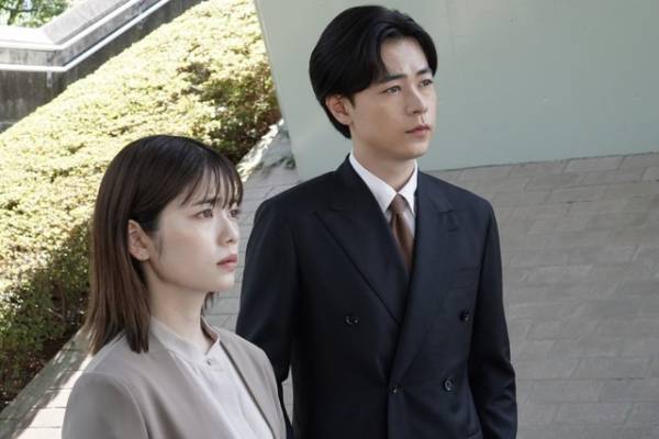 小芝風花“千晴”、山口紗弥加“広沢”とタッグを組むが…「転職の魔王様」第7話