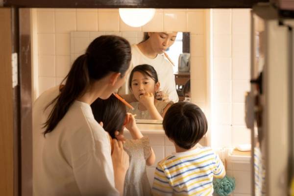 杏演じるシングルマザーの忙しない朝の始まり捉える『私たちの声』本編映像