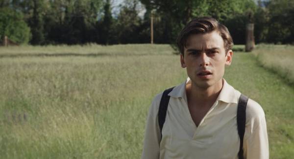 青年は矯正施設へ、詩人は罪に問われる…『蟻の王』予告編