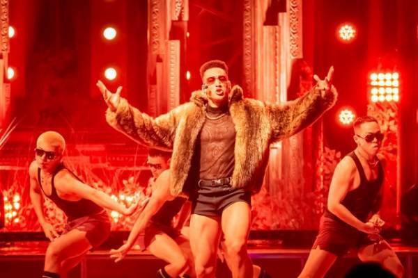 関口メンディー“歌って踊れるスーパーアーティスト”の音楽映像公開「パリピ孔明」