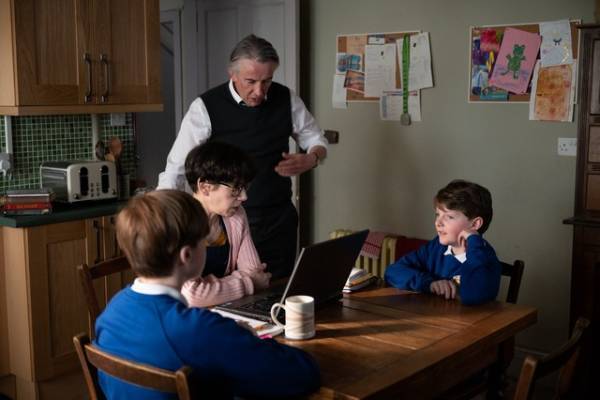 サリー・ホーキンス、主婦フィリッパの偉大な功績を賞賛『ロスト・キング』インタビュー映像