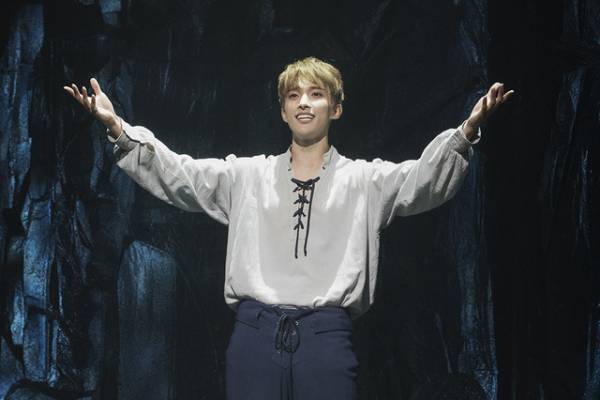 SEVENTEENドギョムの「エクスカリバー」ドキュメンタリー映画、再上映決定　ダイジェスト映像も解禁