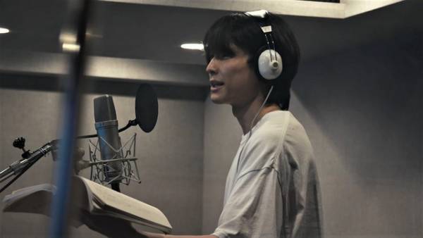 原菜乃華＆松村北斗、アフレコの様子公開『すずめの戸締まり』映像特典