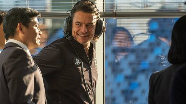 オーランド・ブルーム「希望、決意、情熱が描かれている」夢に挑んだ3人の男たちに注目『グランツーリスモ』特別映像