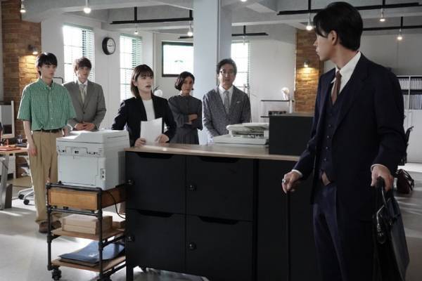 「転職の魔王様」第10話　成田凌“来栖”&小芝風花“千晴”の知られざる過去のつながりが明らかに