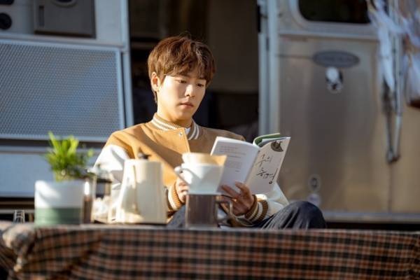 チャウヌ＆パク・ギュヨンの最新作「ワンダフルデイズ」10月11日、韓国同時配信