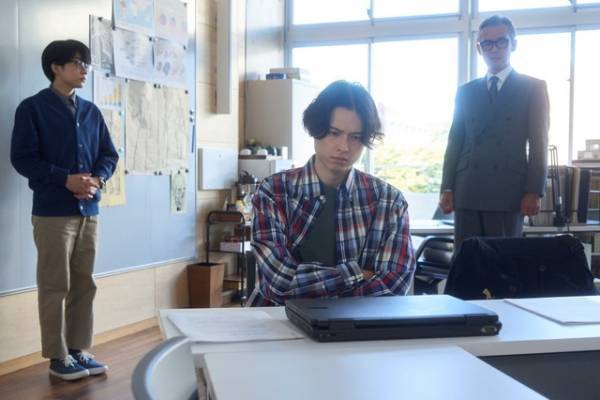 松村北斗＆西畑大吾、Ｗ探偵の闇深き過去の全貌が明らかに…「ノッキンオン・ロックドドア」最終話