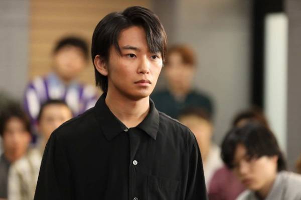 「最高の教師」オリジナルストーリー配信！ 2年後の同窓会描く