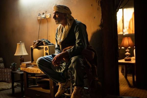 ジェラルド・バトラー主演『カンダハル 突破せよ』脚本家が語るリアルに基づくキャラクターと設定