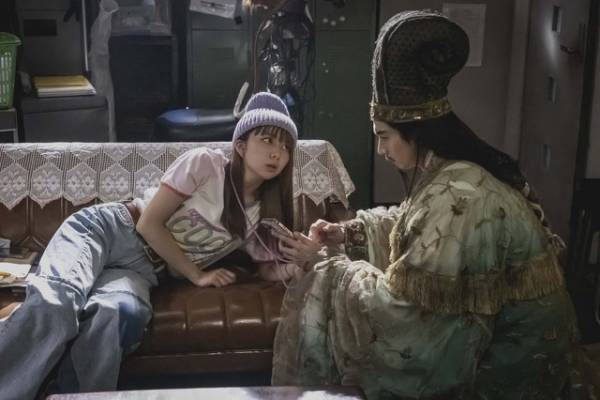 向井理主演「パリピ孔明」がトレンド1位に！ 上白石萌歌＆森山未來らとの掛け合いも「クセになる」の声