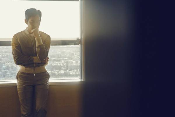 【インタビュー】イ・ジョンジェが明かす、盟友チョン・ウソンとの絆「仕事をしてきた中で、最も尊い」