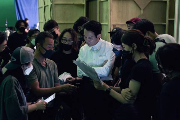 【インタビュー】イ・ジョンジェが明かす、盟友チョン・ウソンとの絆「仕事をしてきた中で、最も尊い」