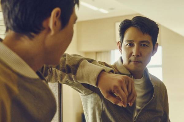 【インタビュー】イ・ジョンジェが明かす、盟友チョン・ウソンとの絆「仕事をしてきた中で、最も尊い」