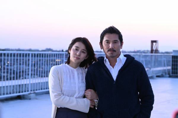 石田ゆり子＆吉瀬美智子「女性同士の友情も温かくて」本木雅弘＆滝藤賢一の妻役に　ドラマスペシャル「友情」