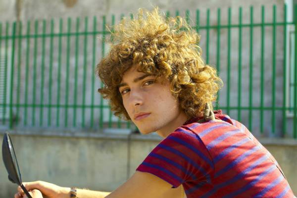 あの夏の出会いと感情の高まり映し出す『シチリア・サマー』予告映像＆場面写真