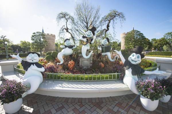 【ディズニー】撮影スポットが盛りだくさん！！東京ディズニーランド「ディズニー・ハロウィーン」デコレーションを紹介
