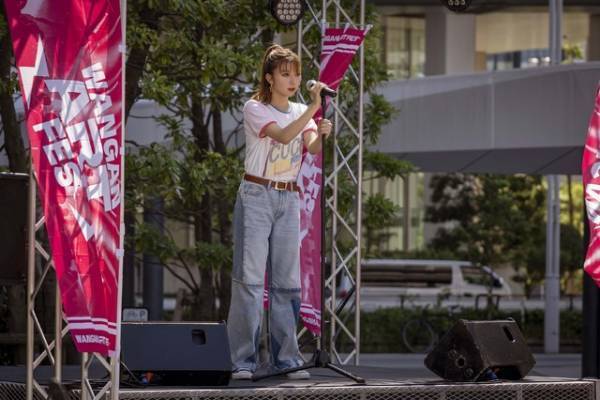 梶裕貴の登場に「笑いすぎて泣いてる」「cv梶裕貴の使い方ww」の声続々…「パリピ孔明」第2話