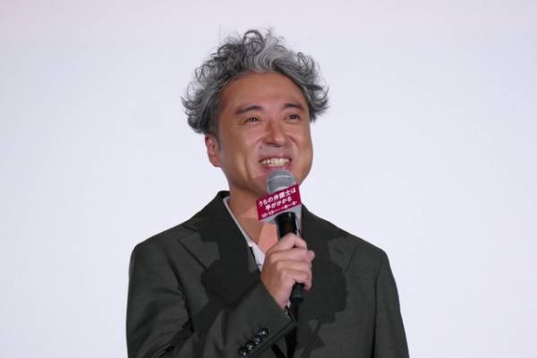 ムロツヨシ「結構わっきゃっきゃっしている」 平手友梨奈との爆笑ハプニングも