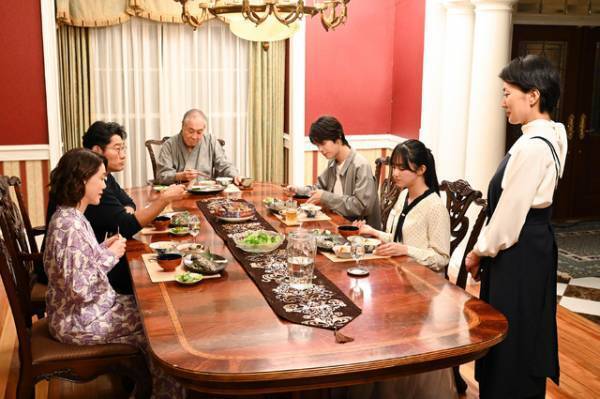 板谷由夏ら一家の“なりすまし”復讐計画が動き出す…「ブラックファミリア」第2話今夜放送