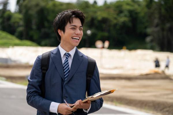 初恋の人と17年ぶりに再会…重岡大毅×新木優子共演「単身花日」今夜放送スタート