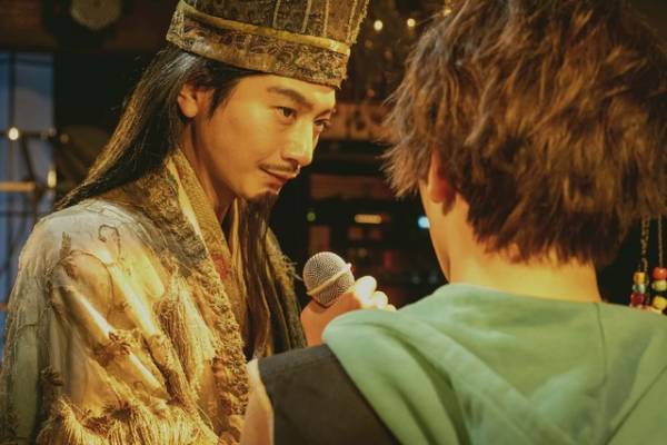 「パリピ孔明」第4話 ギタリスト・長岡亮介×上白石萌歌のシーンに「かっこよすぎる」「配信して」と絶賛の声