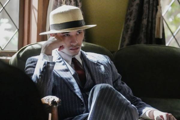 綾瀬はるか主演『リボルバー・リリー』2月14日リリース