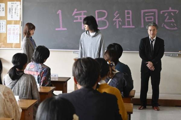 「うちの弁護士は手がかかる」2話　ムロツヨシ“蔵前”のドラマネタが話題に、ラストには「結構リアル」の声も…