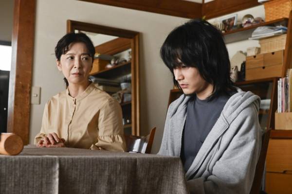 「うちの弁護士は手がかかる」2話　ムロツヨシ“蔵前”のドラマネタが話題に、ラストには「結構リアル」の声も…