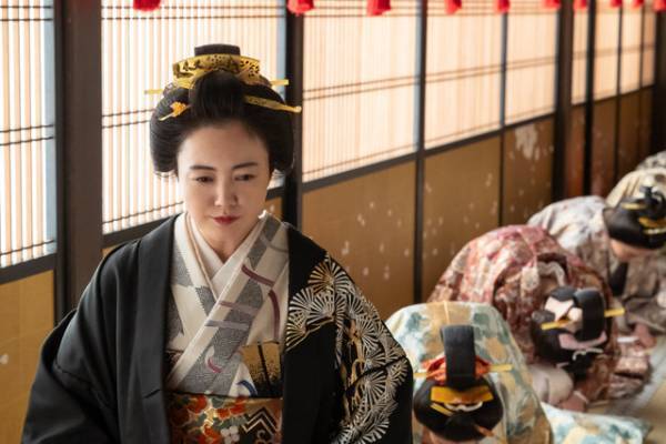 「大奥」14話、“治済”仲間由紀恵に「100億満点の怪演」と絶賛の声